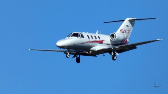 Cessna Citation CJ1 (N626TM) - On final is this 1993 Cessna Citation 525 in the Autumn of 2021.