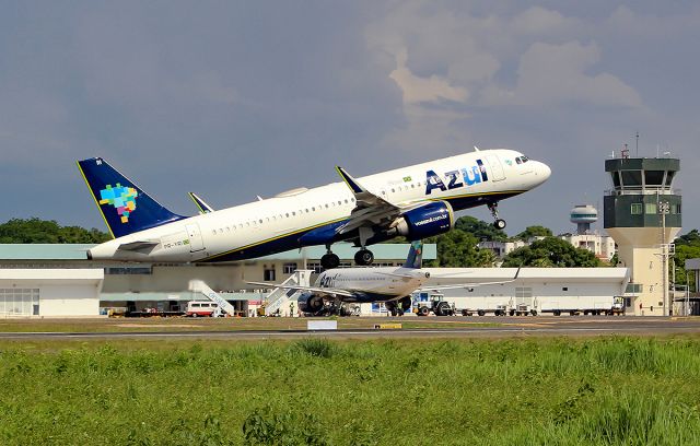 Airbus A320neo (PR-YRI)