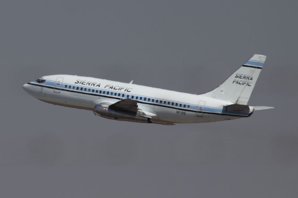 Boeing 737-200 (N712S) - Sirra Pacific SPA712 departs OKC Runway 35L, Friday at 3:07 on its way to FHU, then TUS.