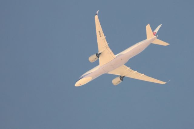 Airbus A350-900 (B-18916) - Aircraft was passing over Pinon Hills CA at FL150, descending to land at KONT.