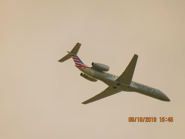 Embraer ERJ-135 (N818AE)