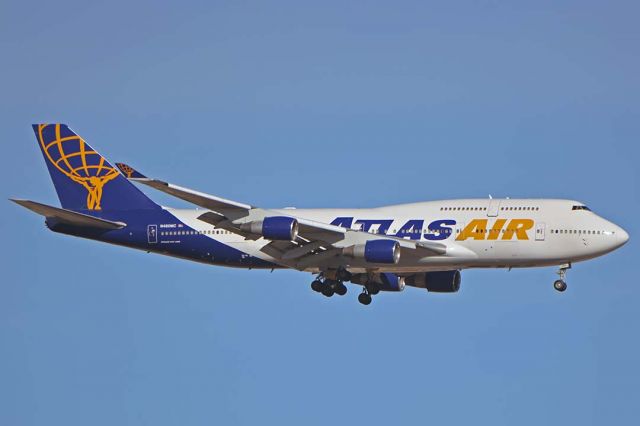 Boeing 747-400 (N480MC) - Atlas Air Boeing 747-422 N480MC at Phoenix Sky Harbor on December 21, 2019.