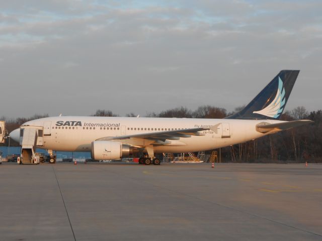 Airbus A310 (CS-TGV)