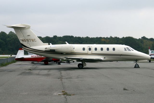 Cessna Citation III (N697MC) - Parked on the Atlantic Aviation ramp on 12-Oct-06.  Registration cancelled 4-Sep-12.  Broken up at Bates City MO.