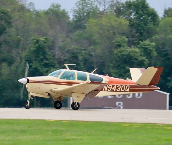 Beechcraft 35 Bonanza (N9430Q)