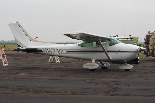 Cessna Skyhawk (N97127)