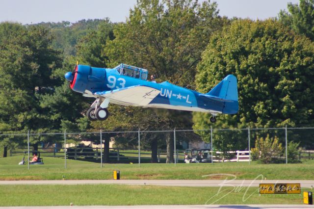 N85593 — - This classic 1957 North American AT-6D taking off of KBWG.