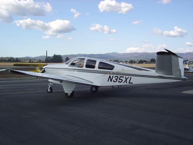 Beechcraft 35 Bonanza (N35XL)