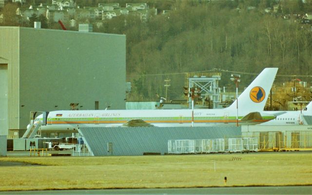 Boeing 757-200 (N1024A) - KBFI - Jan 1 2000 I was up visiting Dad and buddy Mark Durbin from SJC area flew up SJC-SEA and we hit a few airports - those 36exp ASA100 rolls went fast! I am unsure exactly which jet this is CN wise as online records have me confused, so I'll leave it at N1024A. My home town, lived 180 degrees from this photo on Mars.