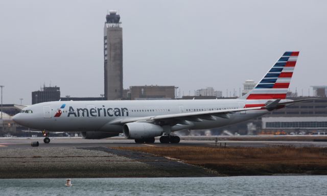 Airbus A330-200 (N279AY)