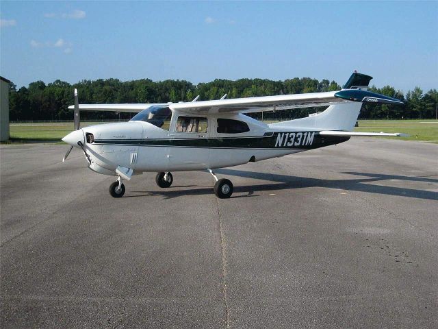 Cessna Centurion (N1331M)