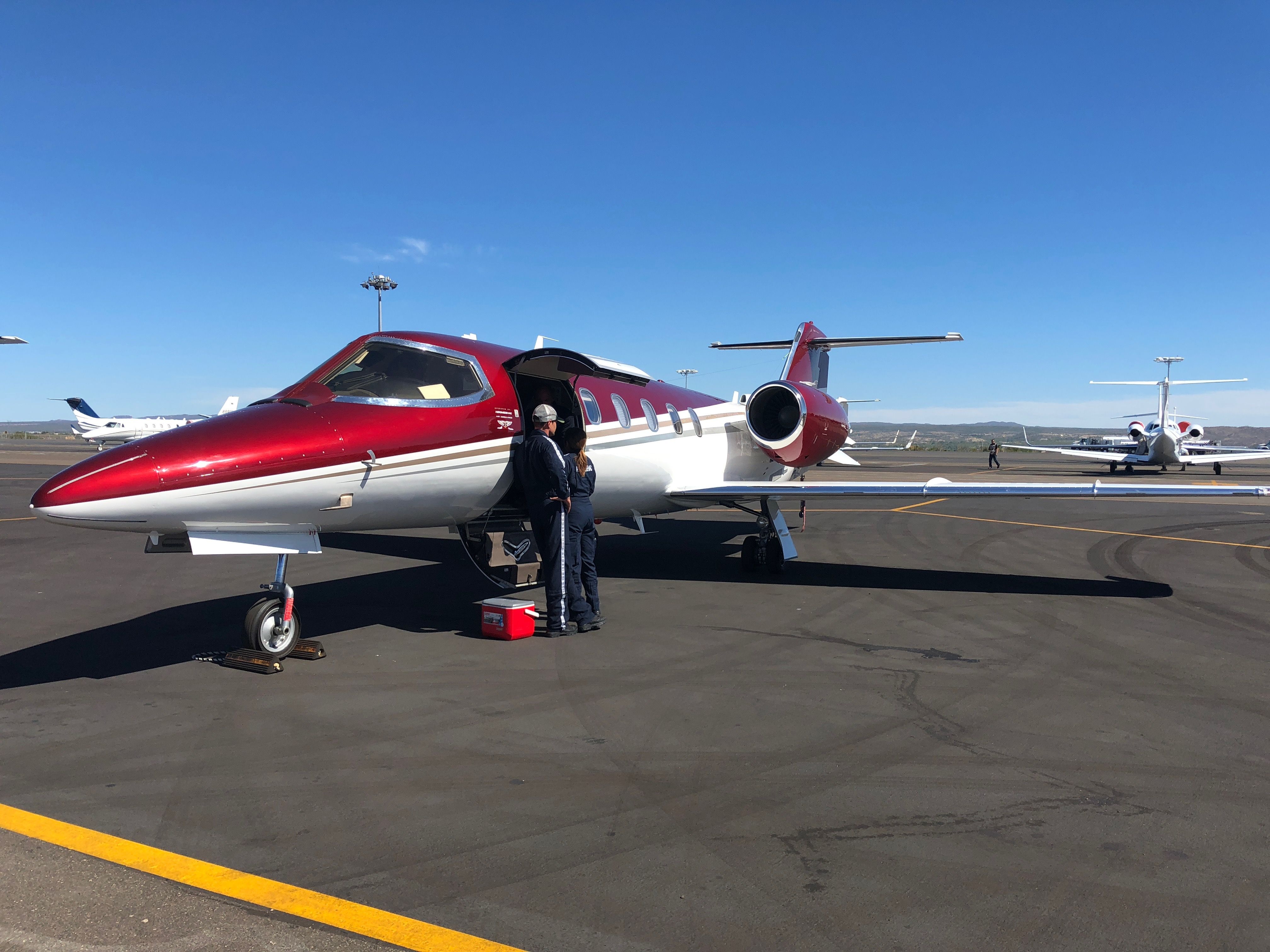 Learjet 31 (N36BL)