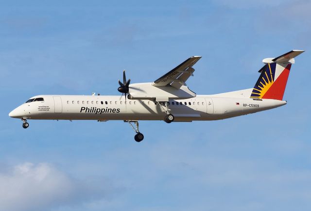 RP-C5909 — - PAL EXPRESS - BOMBARDIER DASH 8-Q402 - REG RP-C5909 (CN 4582) - KINGSFORD SMITH INTERNATIONAL AIRPORT SYDNEY NSW. AUSTRALIA - YSSY 17/6/2019