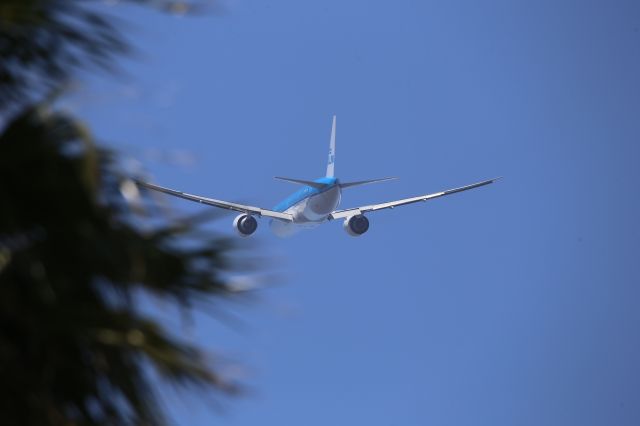BOEING 777-300ER (PH-BVG)