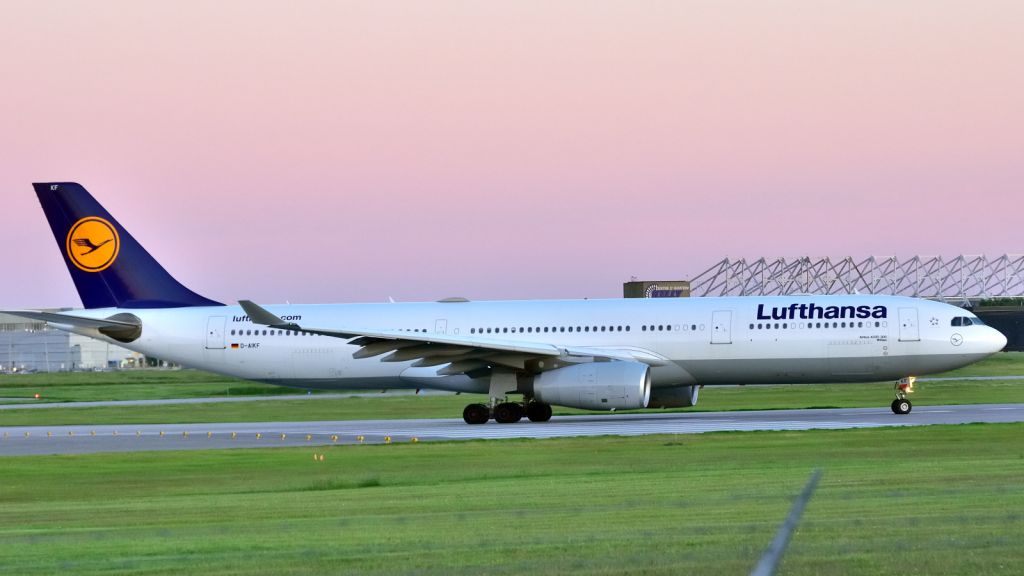 Airbus A330-300 (D-AIKF)