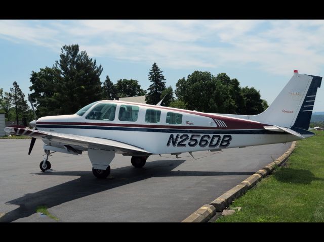 Beechcraft Bonanza (36) (N256DB) - Avery nice Bonnie.