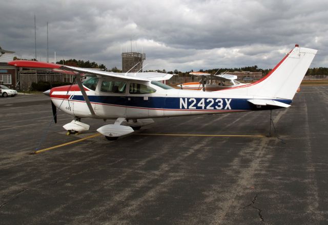 Cessna Skylane (N2434X)