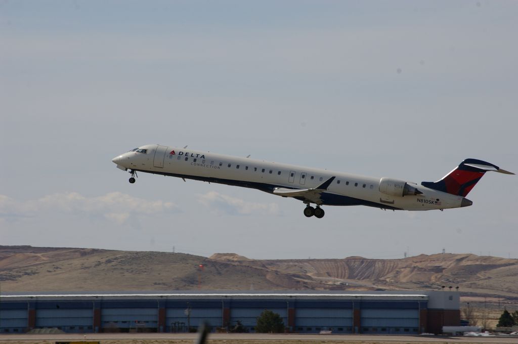 Canadair Regional Jet CRJ-900 (N810SK)