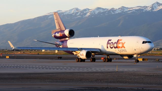 Boeing MD-11 (N642FE)