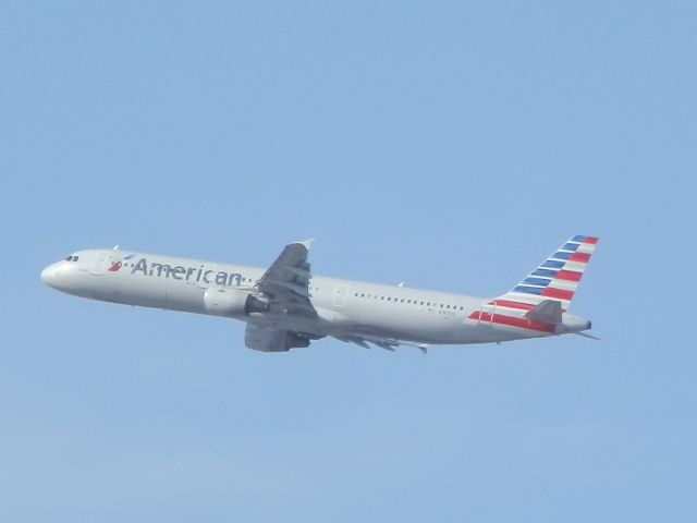 Airbus A321 (N187US)