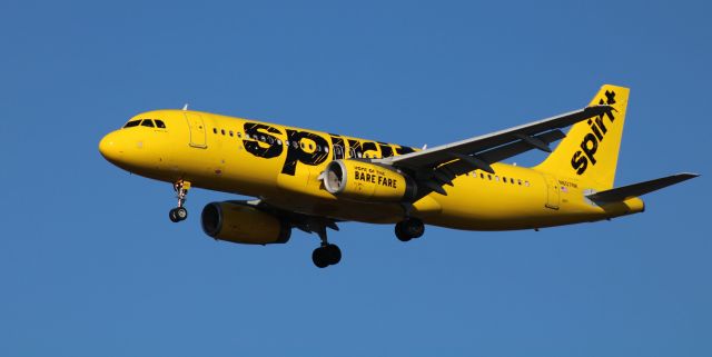 Airbus A320 (N607NK) - On final is this 2011 Spirit Airlines A320-232 in the Autumn of 2020.