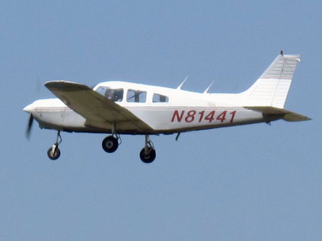 Piper PA-16 Clipper (N81441) - Take off runway 26.