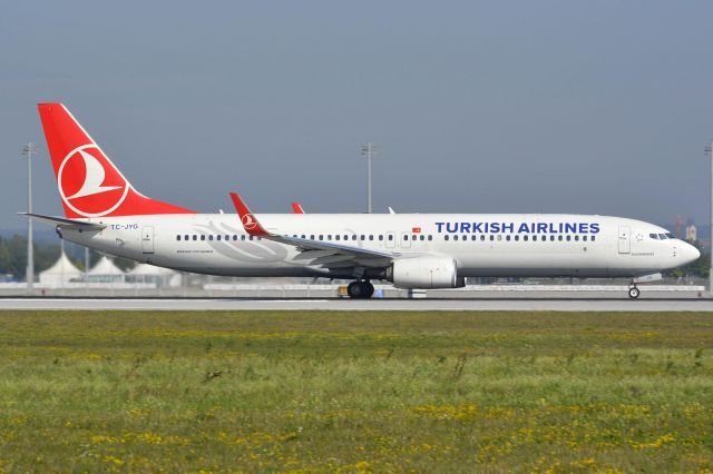 Boeing 737-900 (TC-JYG)