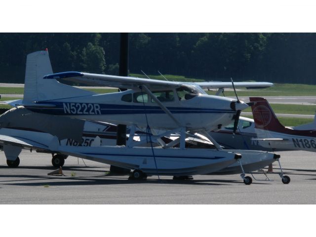 Cessna Skywagon (N5222R) - Nice!