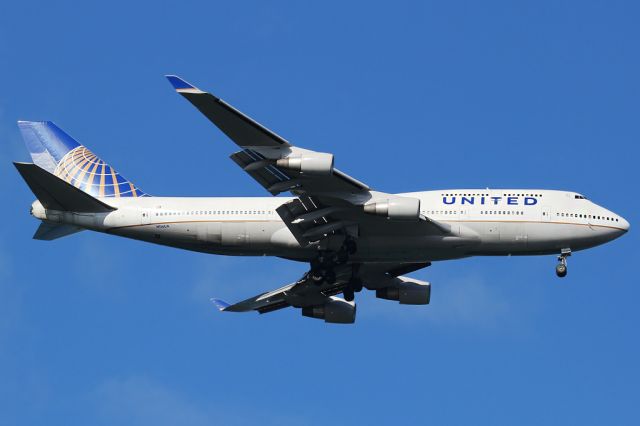 BOEING 767-300 (N116UA) - united 839 flies over Kurnell for 34L