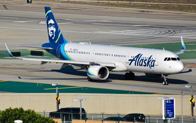 Airbus A321 (N925VA)