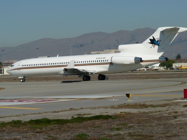 BOEING 727-200 (N724YS) - San Jose Sharks