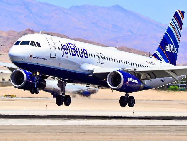 Airbus A320 (N537JT) - JetBlue Airways Airbus A320-232 N537JT (cn 1785) "Red, White and Blue"  Las Vegas - McCarran International (LAS / KLAS) USA - Nevada, June 24, 2011 Photo: Tomás Del Coro