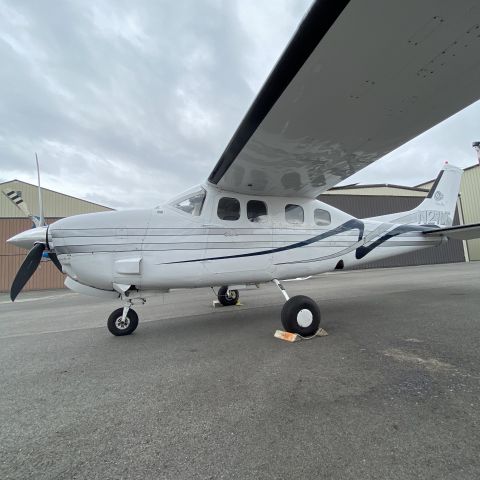 Cessna Centurion (N21LT)