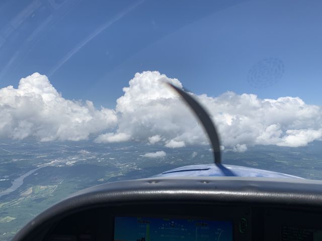 Cirrus SR-22 (N322WA)