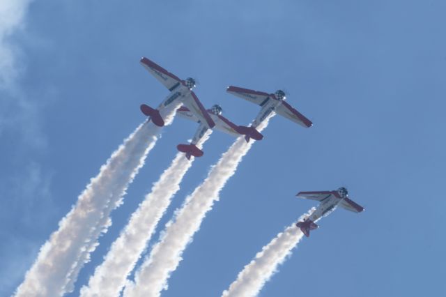 North American T-6 Texan —