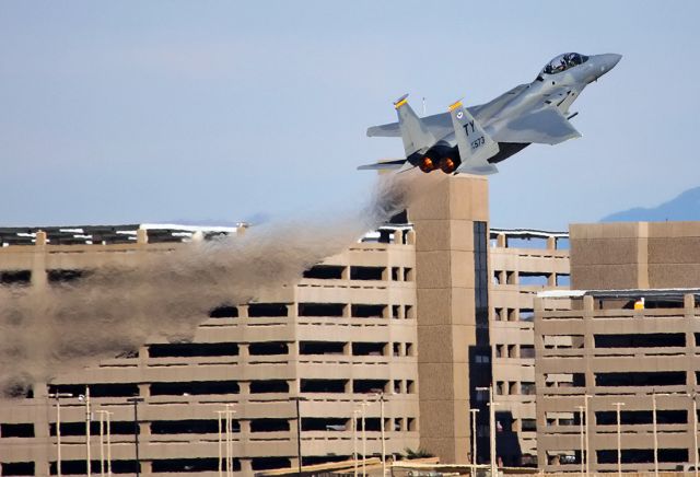 McDonnell Douglas F-15 Eagle — - USAF, PHX Sky Harbor