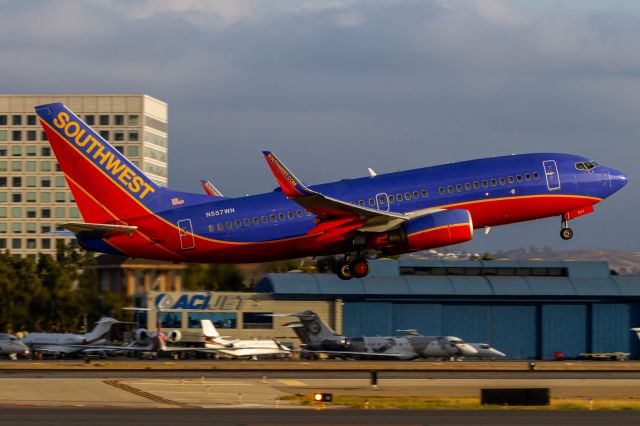 Boeing 737-700 (N557WN)