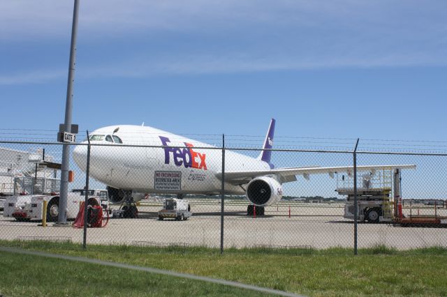 Airbus A300F4-600 (N854FD)