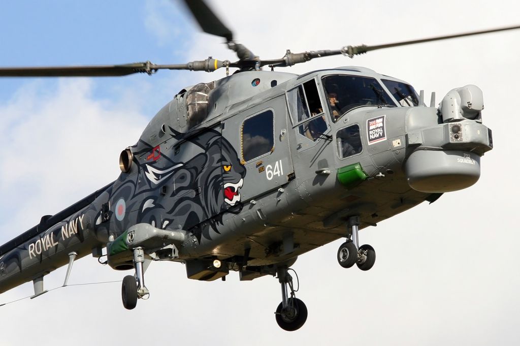 XZ692 — - Royal Navy Westland WG-12 Lynx HMA8DSP XZ692/670 [cn.121]. Displaying at the IWM Duxford EGSU Aerodrome England.