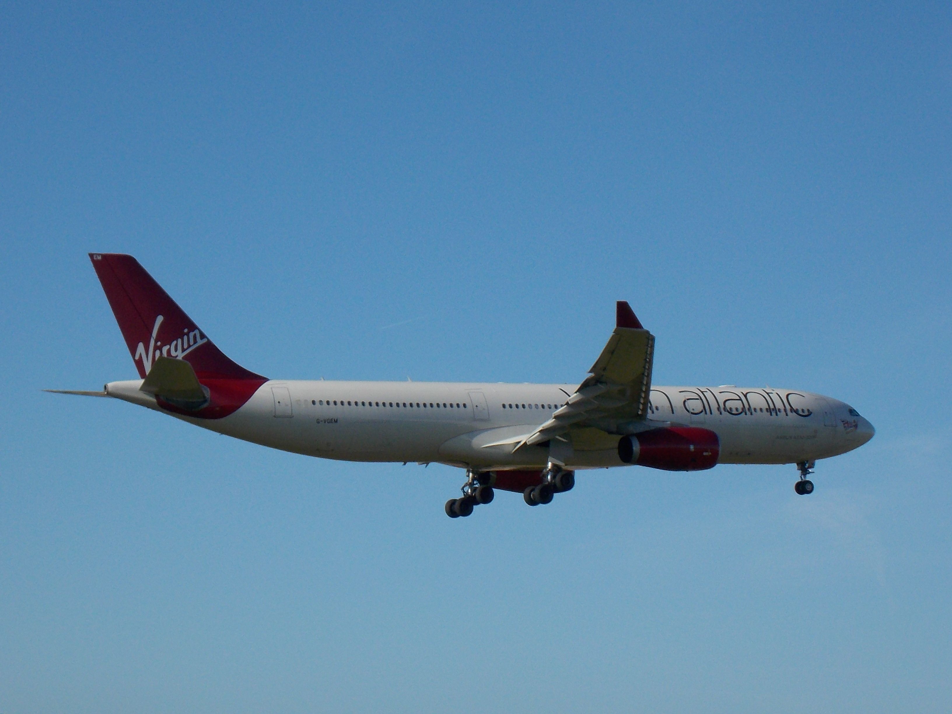 Airbus A330-300 (G-VGEM)