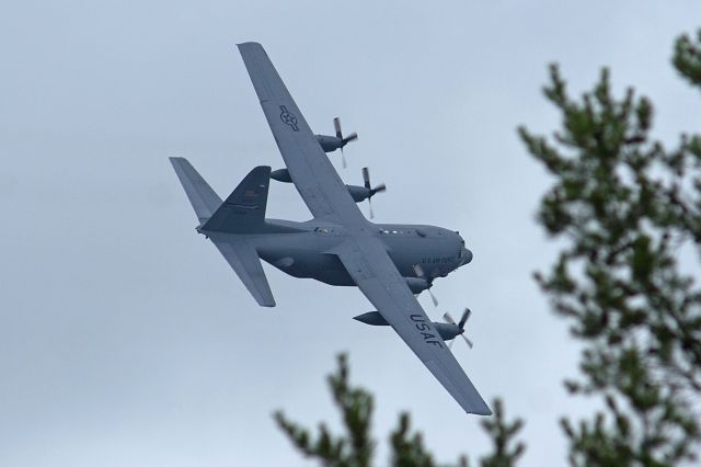 Lockheed C-130 Hercules (89-1188) - An Air Force Reserve Command Lockheed C-130 Hercules from the 914th Airlift Wing, Niagara Falls, NY, passing over the air strip before landing during departing during Combat Skills Training Exercise 78-15-02, Patriot Warrior at Ft. McCoy/Young Air Assault Strip, WI on 20 Jun 2015. This was my last exercise before retiring from the USAFR.