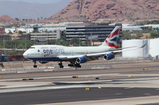 Boeing 747-400 (G-CIVL)