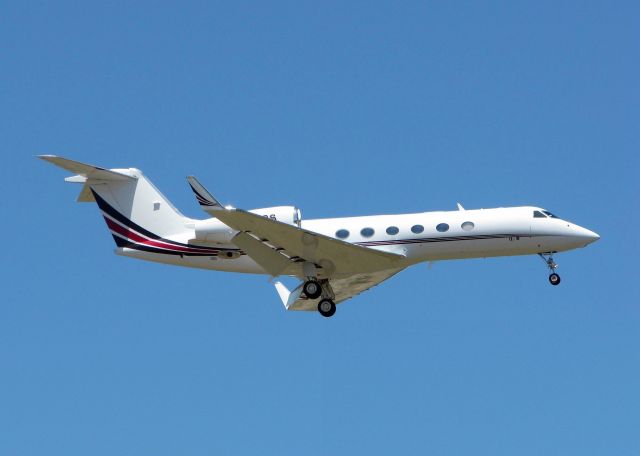 Gulfstream Aerospace Gulfstream IV (N455QS) - Landing at Shreveport Regional, again.