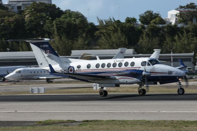 Beechcraft Super King Air 350 (C-GPDC)