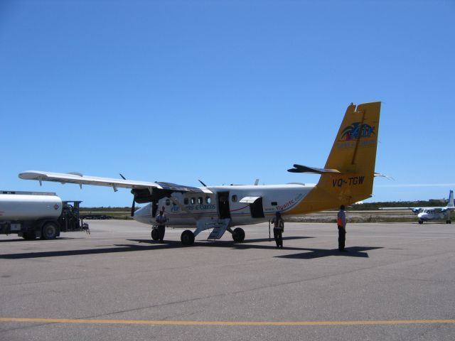 Embraer EMB-120 Brasilia (VQ-TGW)