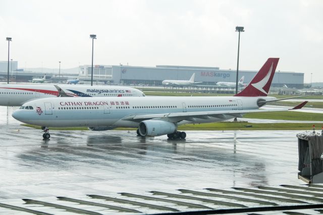 Airbus A330-300 (B-HLE) - Kuala Lumpur 06.09.2018