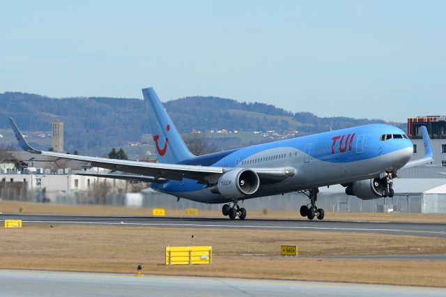 BOEING 767-300 (G-OBYH)