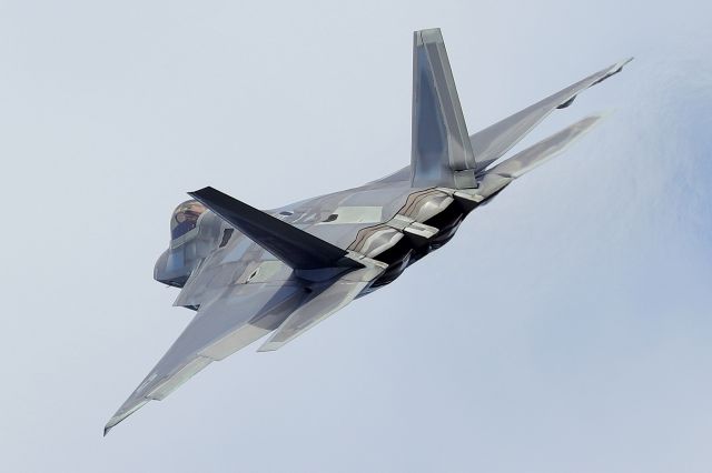 Lockheed F-22 Raptor (09-4186) - 'RAPTOR 01' during it's practice demo