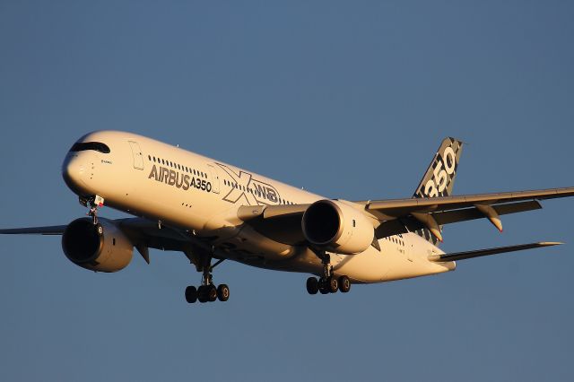 Airbus A350-900 (F-WWYB)