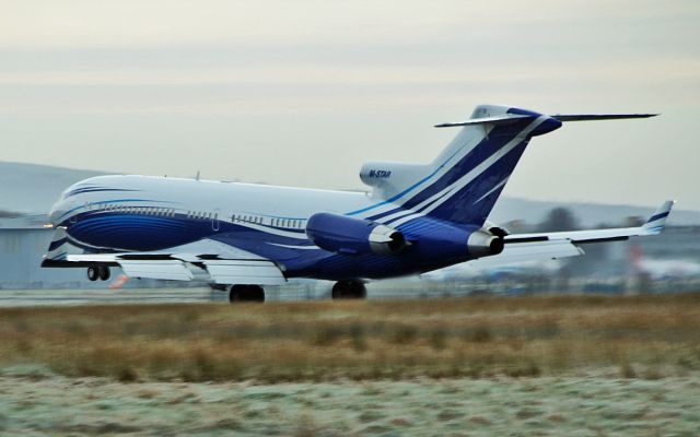 Boeing 727-100 (M-STAR) - starling aviation m-star b727 landing at shannon this morning 19/1/15.